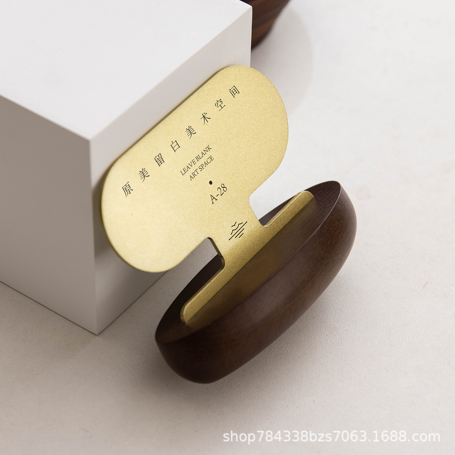 Solid Wood Base Metal Laser Engraving Restaurant Table Card Vertical Scan Code Ordering Card Banquet Table Number Plate Prompt