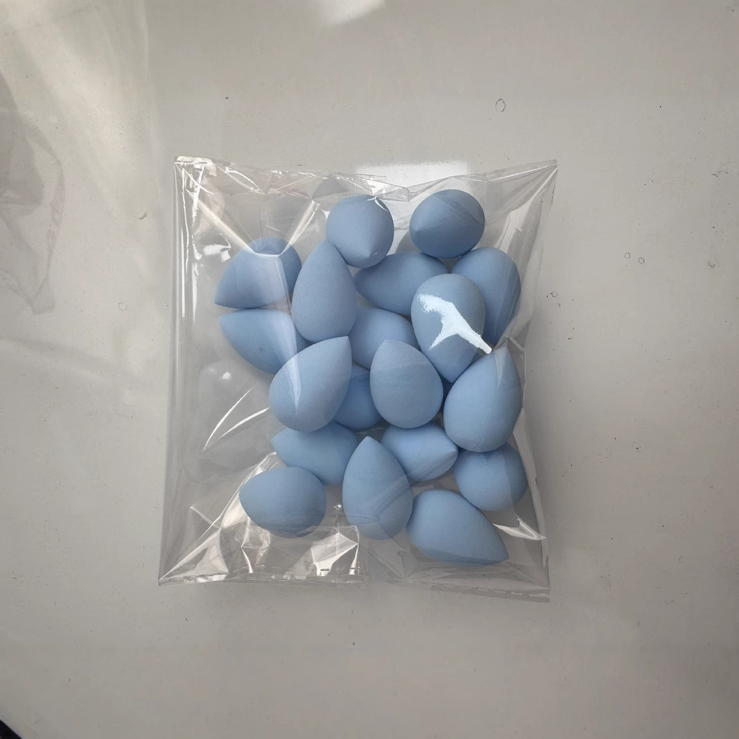 small size Beauty Egg Mini No Powder Dry and Wet Dual-Use Makeup Slant Cut Water Drops Soak in Water to Bigger Non-Latex Makeup Egg