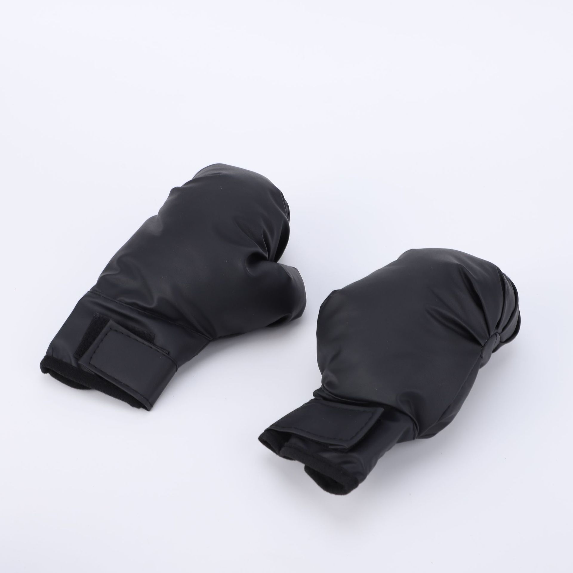 In stock Children's fight hand guard boxing gloves Sandbag Training fighting gloves breathable taekwondo Sanda gloves