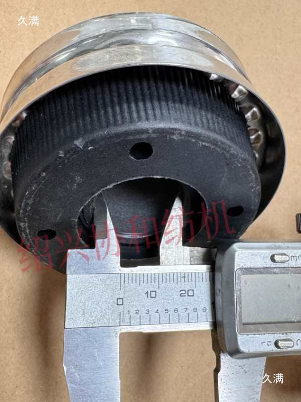 Spinning Machine Accessories, Pneumatic Loom Accessories, Pneumatic Twister Rollers, Pneumatic Threading Rollers, Sura Rollers