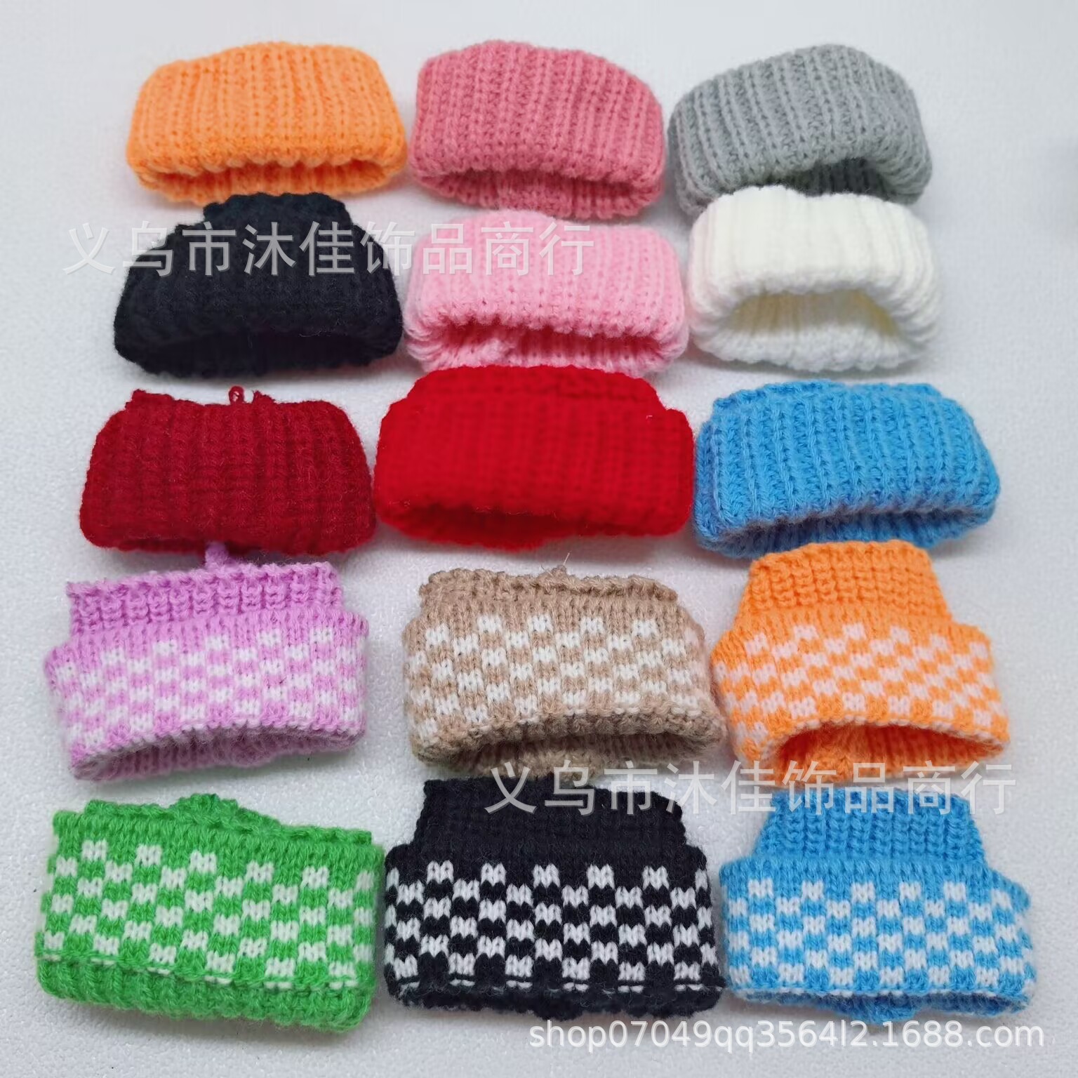(Hat only) One or two generation keychain 17cm Labubu hat clothes pendant cloth cloth hat