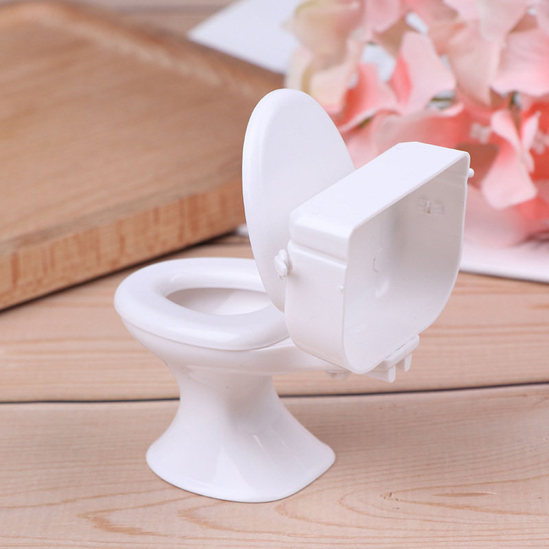 Doll House Miniature Simulation Mini White Toilet Plastic Play House Model Ornaments