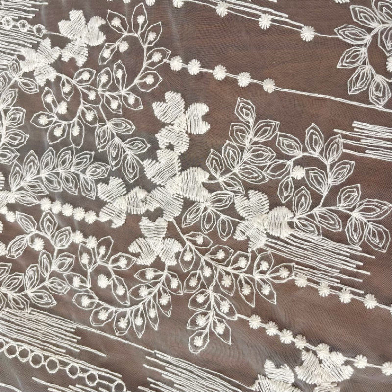 Autumn and winter new white water soluble cotton mesh embroidery fabric wholesale children's clothing dress cotton lace embroidery fabric