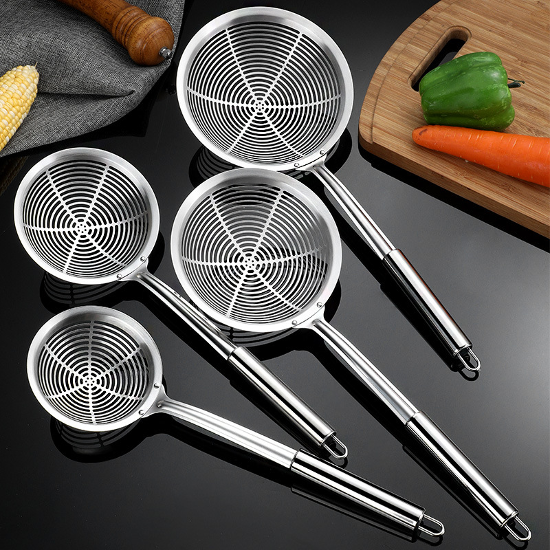 Stainless Steel Thickened Large Skimmer for Dumplings, Kitchen Strainer, Commercial Hot Pot Draining Spoon with Hook