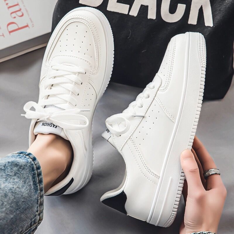 Spring Men's Shoes, New Breathable Shoes, Male Students' Trendy Versatile White Shoes, Thick-Soled Sports and Leisure Sneakers, Trendy Shoes