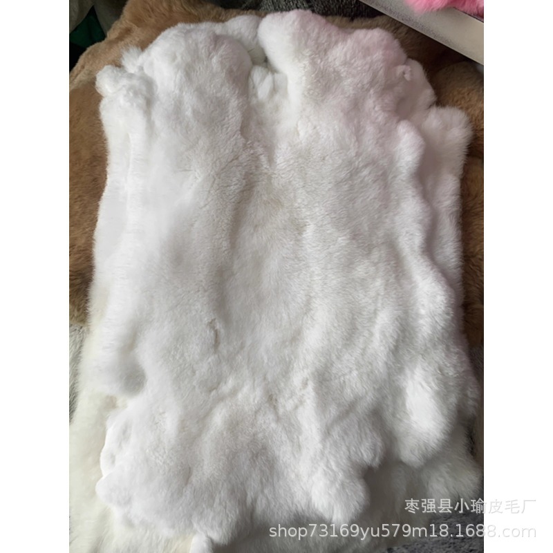 Manufacturer Wholesale Large Size Rabbit Fur Whole Fur Raw Material Knee Pads Waist Pads Warm Pad Liner DIY Clutch Bag