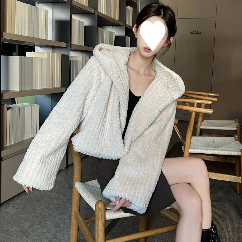 2025 Autumn and Winter New Encrypted Handmade Double-Sided Woven Hooded Korean Style Short Rabbit Fur Outwear for Young Women