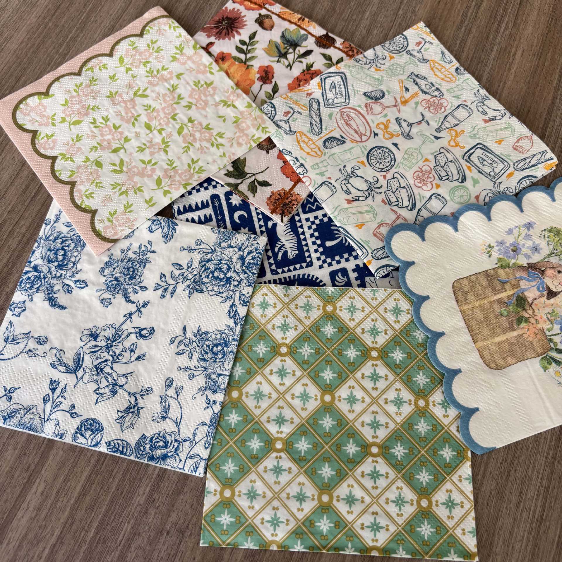 250 цветных напечатанных салфеток Индивидуальная настройка кросс-бордерных коктейльных салфеток Одноразовые салфетки для вечеринок Небольшая партия индивидуальной настройки