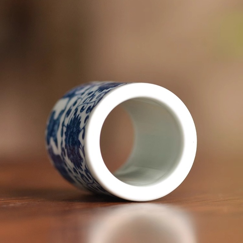 Jingdezhen blue and white wrench finger cover vintage ceramic teapot cover tray cover bowl tea cover mat kung fu tea set accessories