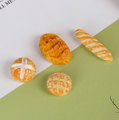 1:12 Dollhouse doll house mini cake model Play house clay bread 4