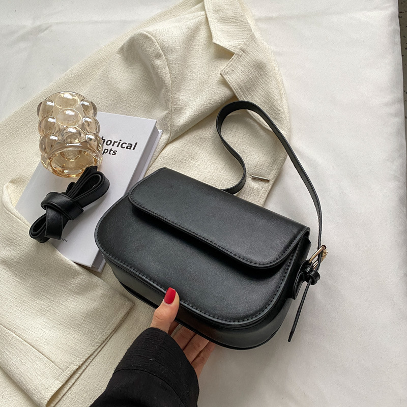 Trendy Internet Celebrity Textured Small Square Bag for Women 2024 Spring New Retro Crossbody Bag Stylish Versatile Shoulder Bag