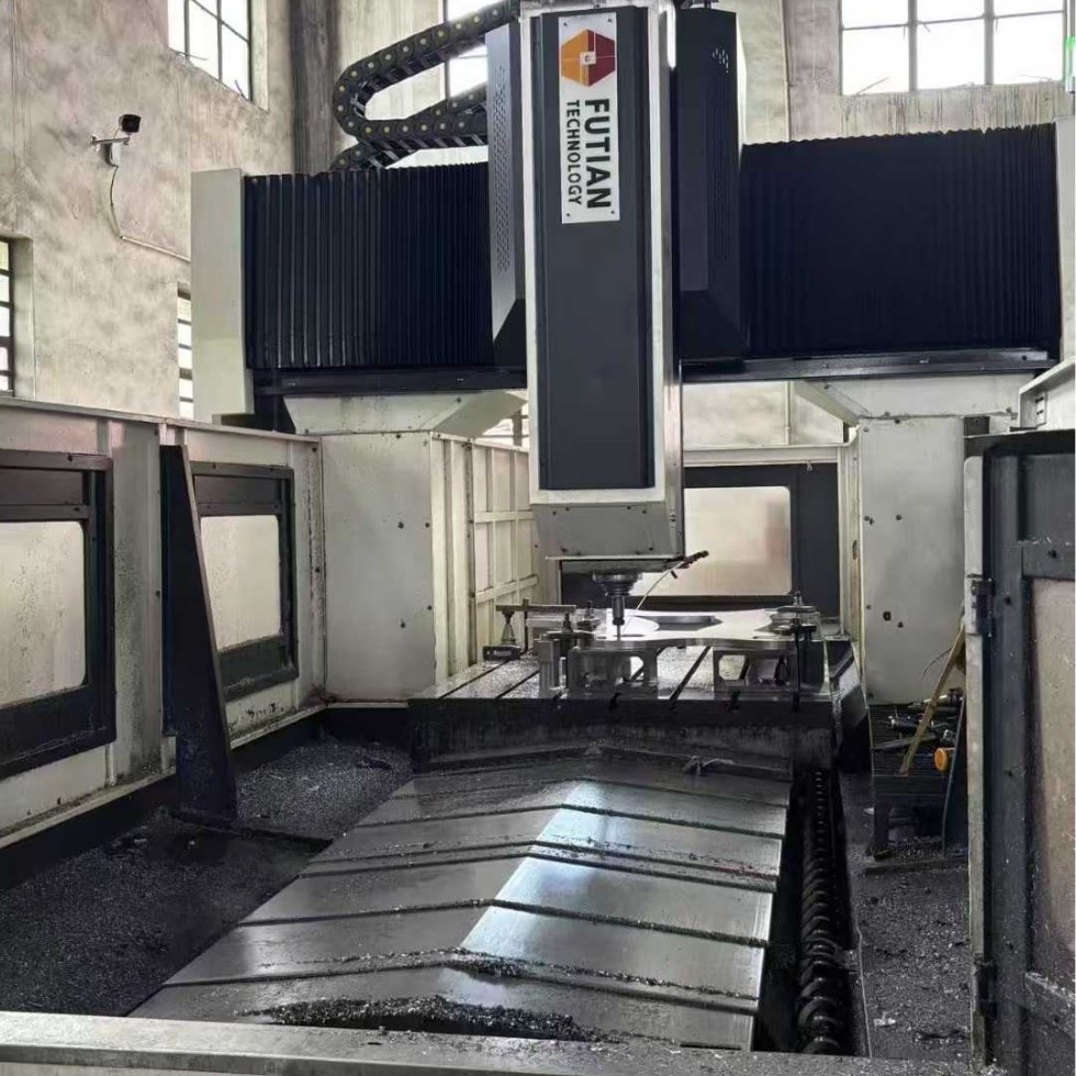 Processing Used Foton Gmc2518 Gantry Machining Center with a Width of 1.8m in Stock