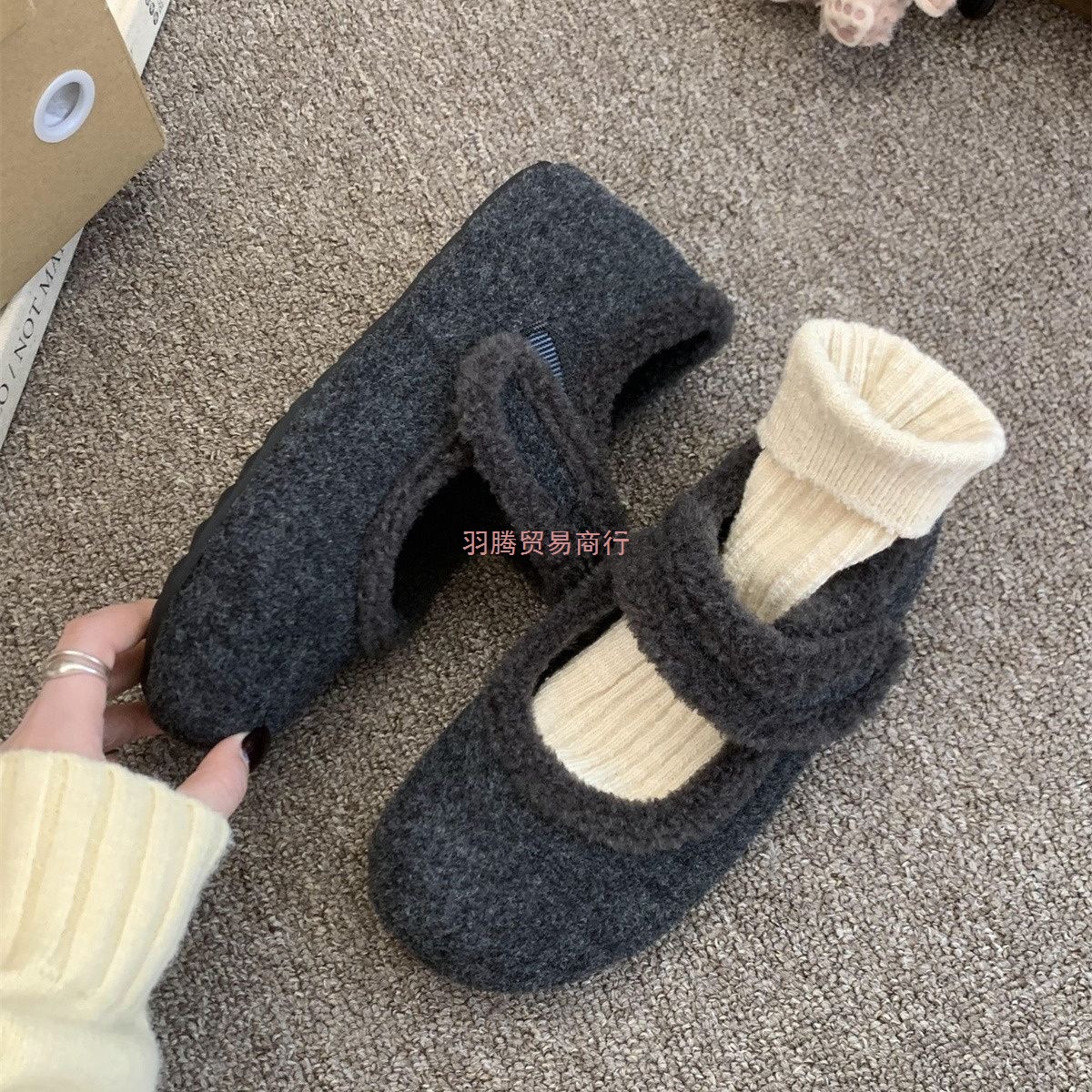 Французские ретро ботинки с мехом для женщин 2025 года, новые бархатные туфли Mary Jane, теплые, мягкие, утепленные