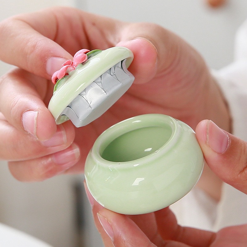 10g New Style Small Fresh Hand-Kneaded Flower Balm Ceramic Jar Creative Mini Antique Rouge Box Lipstick Sealed Jar