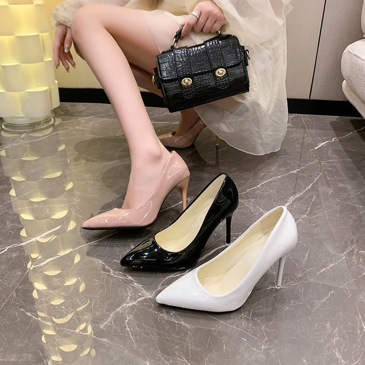 2025 Nude High-Heeled Fashion Shoes for Spring and Summer Internet Celebrities Travel Versatile Stiletto Shoes with Skirts and Fashionable Women's Shoes