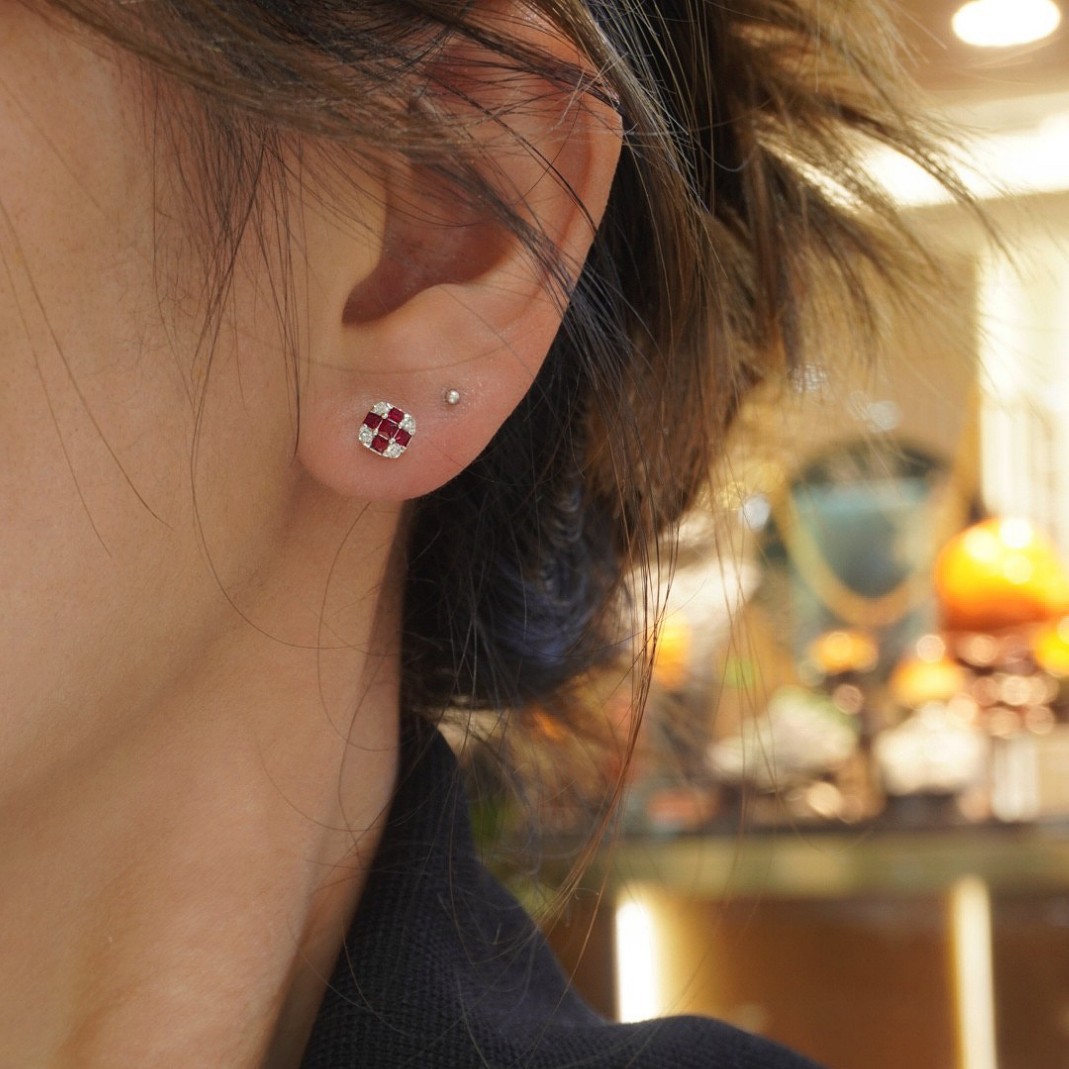 Серьги из платины Pt900 с рубинами и полными бриллиантами, для повседневного ношения, прокол ушей для женщин