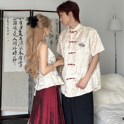 Комплект униформы для пар с коротким рукавом и юбкой в виде лошади