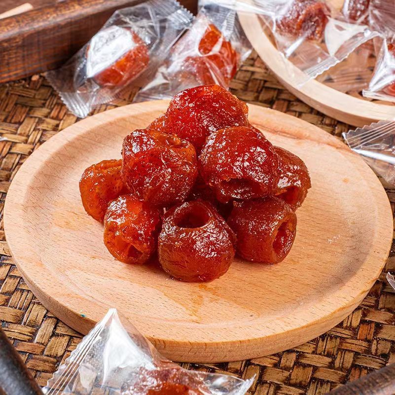 Hollow hawthorn preserved fruit candied fruit sweet and sour soft waxy hawthorn appetizing snacks wholesale 100 g/bag