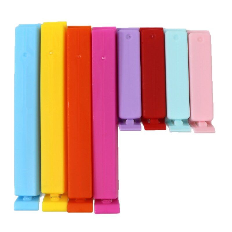 Factory wholesale cartoon food fresh-keeping sealing clip size optional plastic tea snacks sealing clip