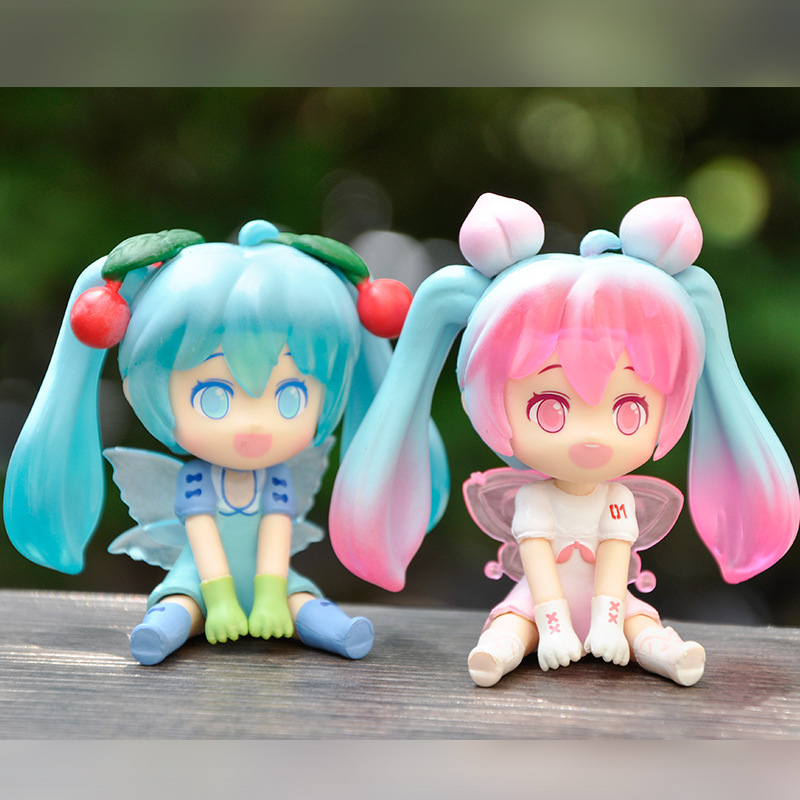 New fashion play two-dimensional Girl hand-made model cute girl heart office desktop car decoration ornaments