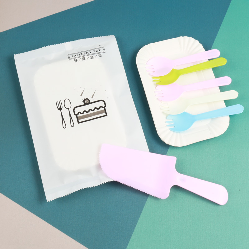 Birthday Cake Tableware Fork Spoon Set Whole Piece Plastic Disposable Cake Knife and Fork Plate Baking Knife, Fork and Dish Four in One