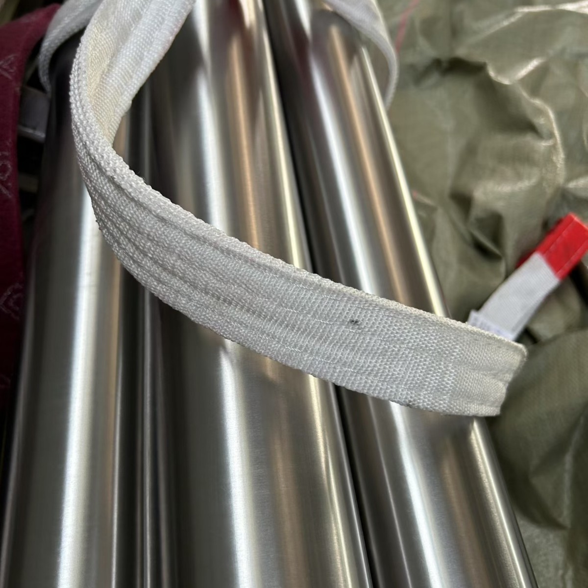 Titanium Rods, Titanium Alloy Rods, Hundreds of Tons Available from Stock, Titanium Material Processing, Sizes Can Be Customized from 3-200mm