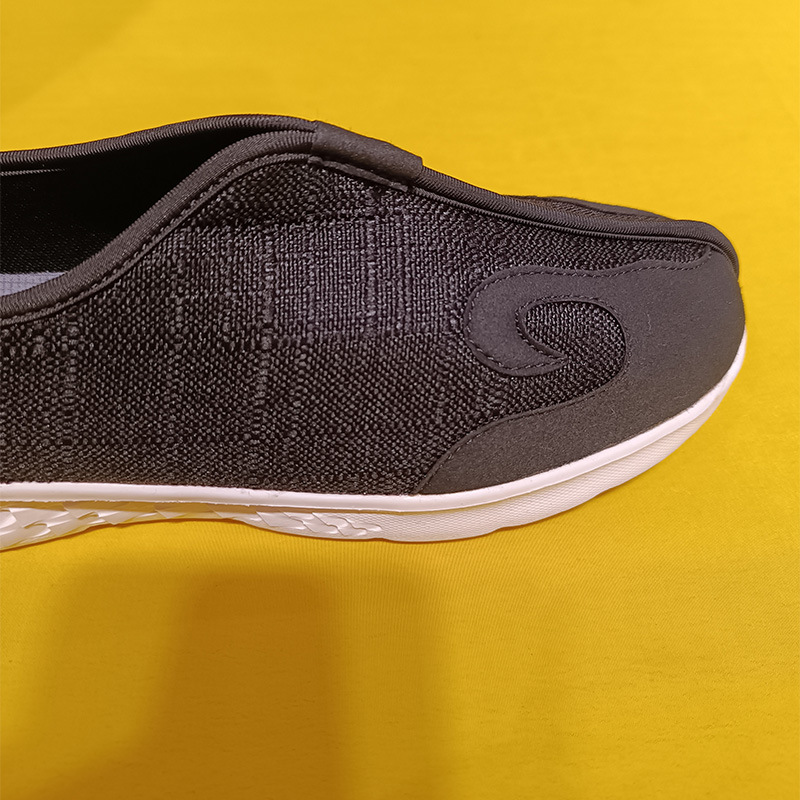 Taoist shoes cloud hook shoes Taoist supplies cloud hook shoes square shoes cloth shoes soft bottom cloud hook shoes Jus shoes breathable