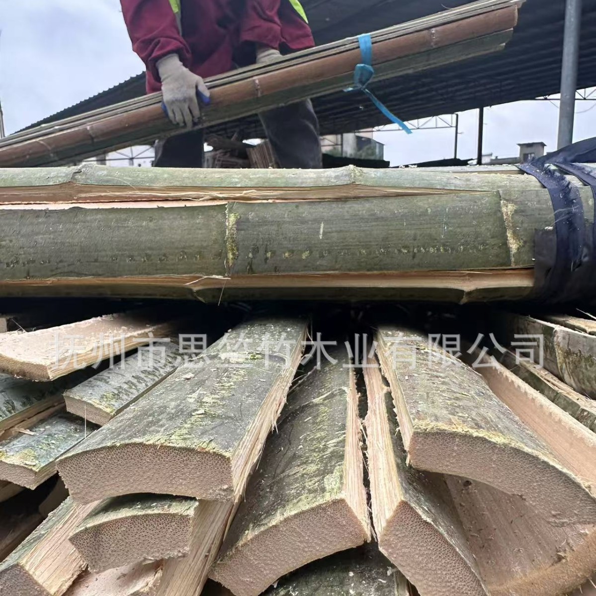 Wholesale Bamboo Strips and Planks, Bamboo Frame Supports for Small Arches, Bamboo Strips for Construction Sites and Tunnels, Large Quantities Available at Preferential Prices