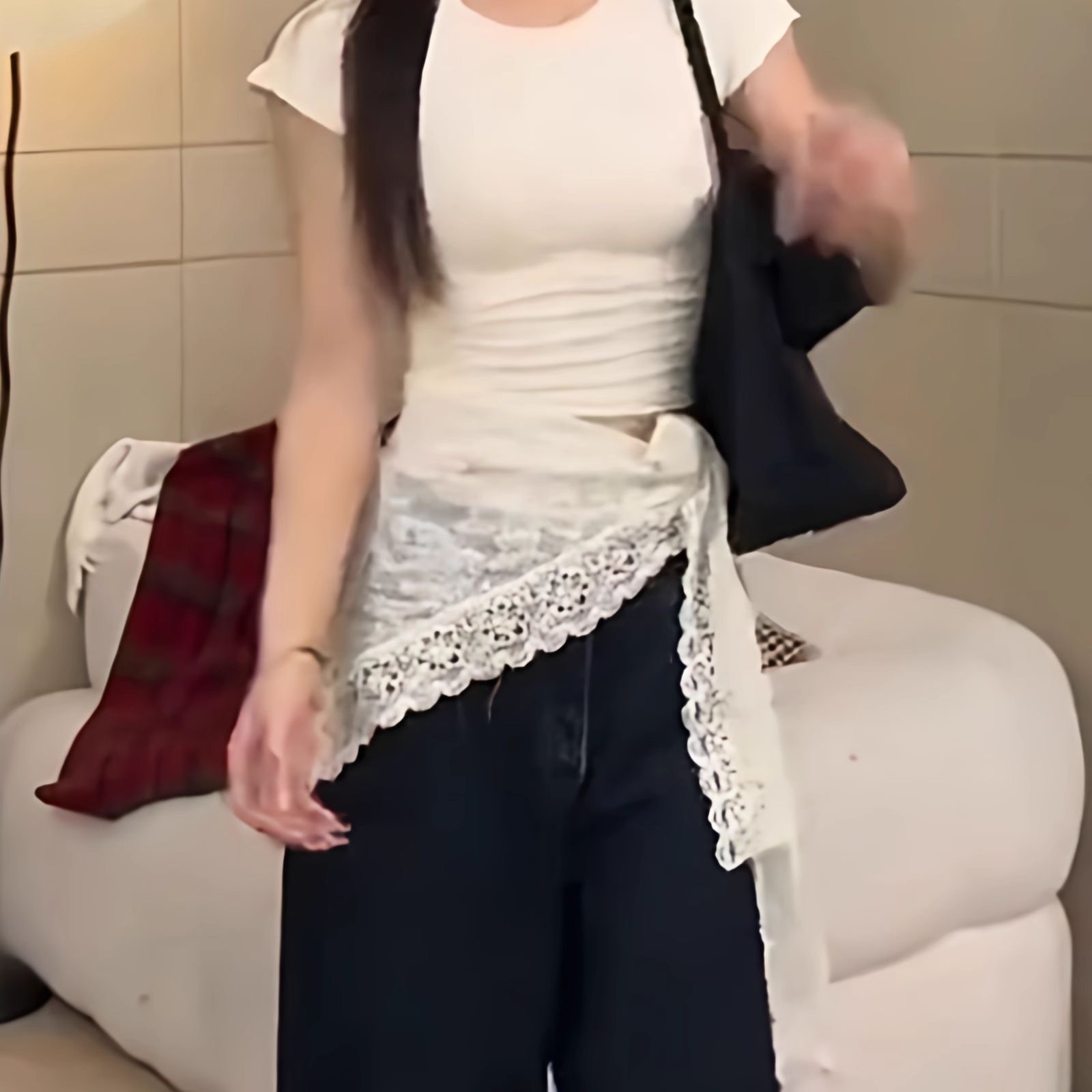 2026 New Korean-Style Design Exquisite Jacquard Lace Ruffle Tie Triangle Scarf in Apricot Color, One Size