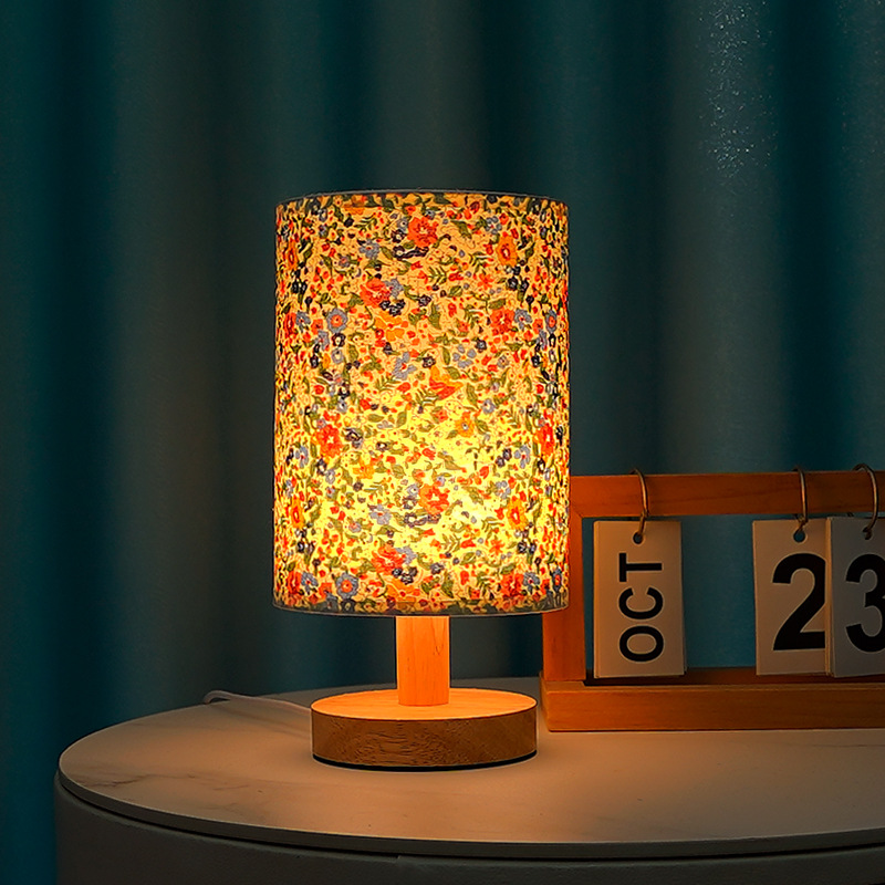 Nordic Solid Wood Fabric usb Table Lamp Decorative Bedroom Bedside Lamp Study Dormitory Remote Control Led Night Light Creative