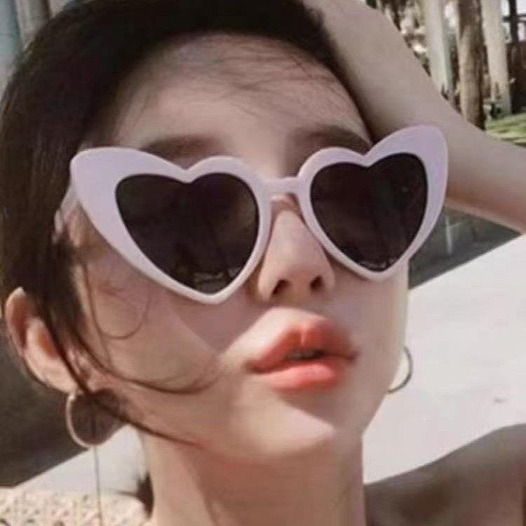 Кросс-Бордер Популярные Европейские и Американские Очки Сердце для Женщин, Модные Солнцезащитные Очки для Вечеринок, Очки для Фотосессий на Пляже