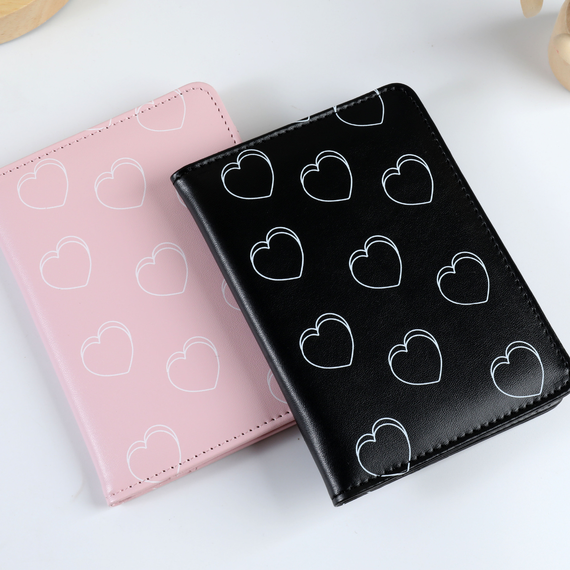 Wholesale Supply of Heart-Shaped Short Passport Holder Wallet Passport Passport Holder Document Bag Passport Book