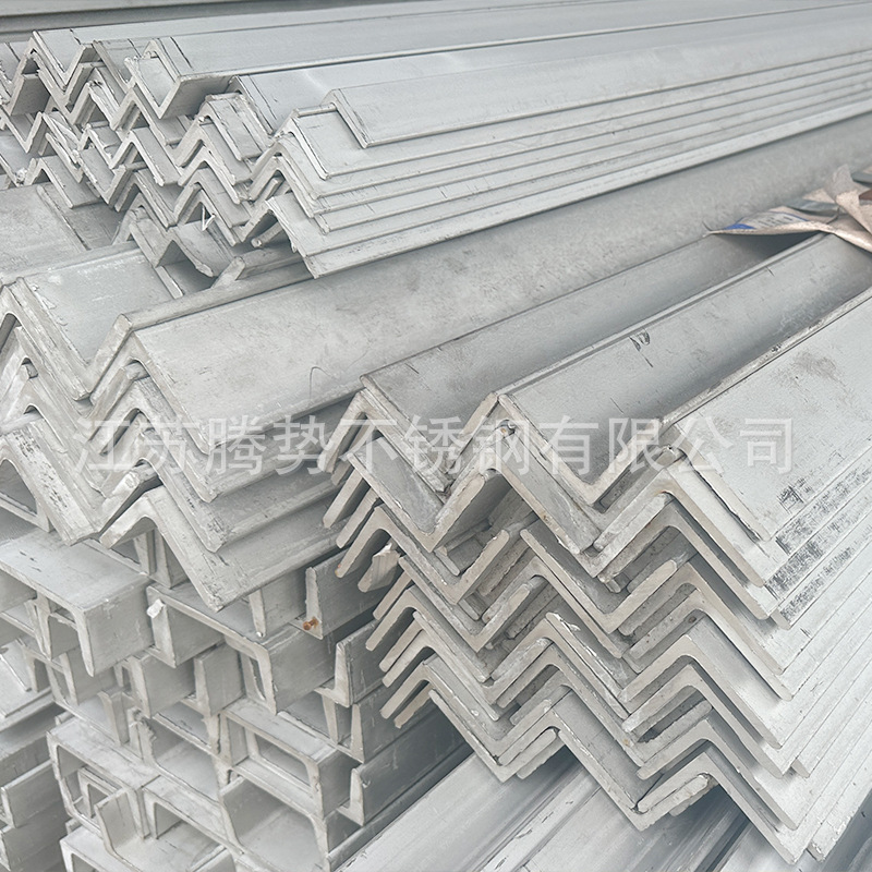 Manufacturer Supplies 201 304 Stainless Steel Angle Steel, Equal-Sided Angle Steel for Construction Engineering, Curtain Wall Punching 201 Angle Iron