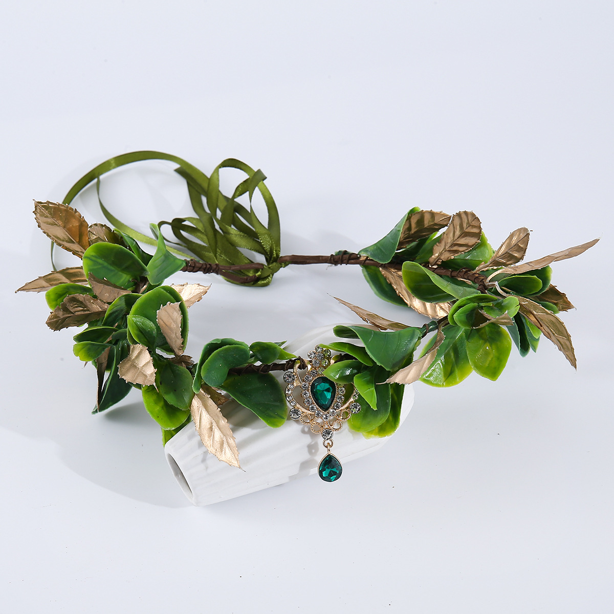 Cross-Border Hot-Selling Green Plant Garland Headband Fresh Eyebrow Pendant Headband Simple Leaf Green Leaf Princess Beach Headband