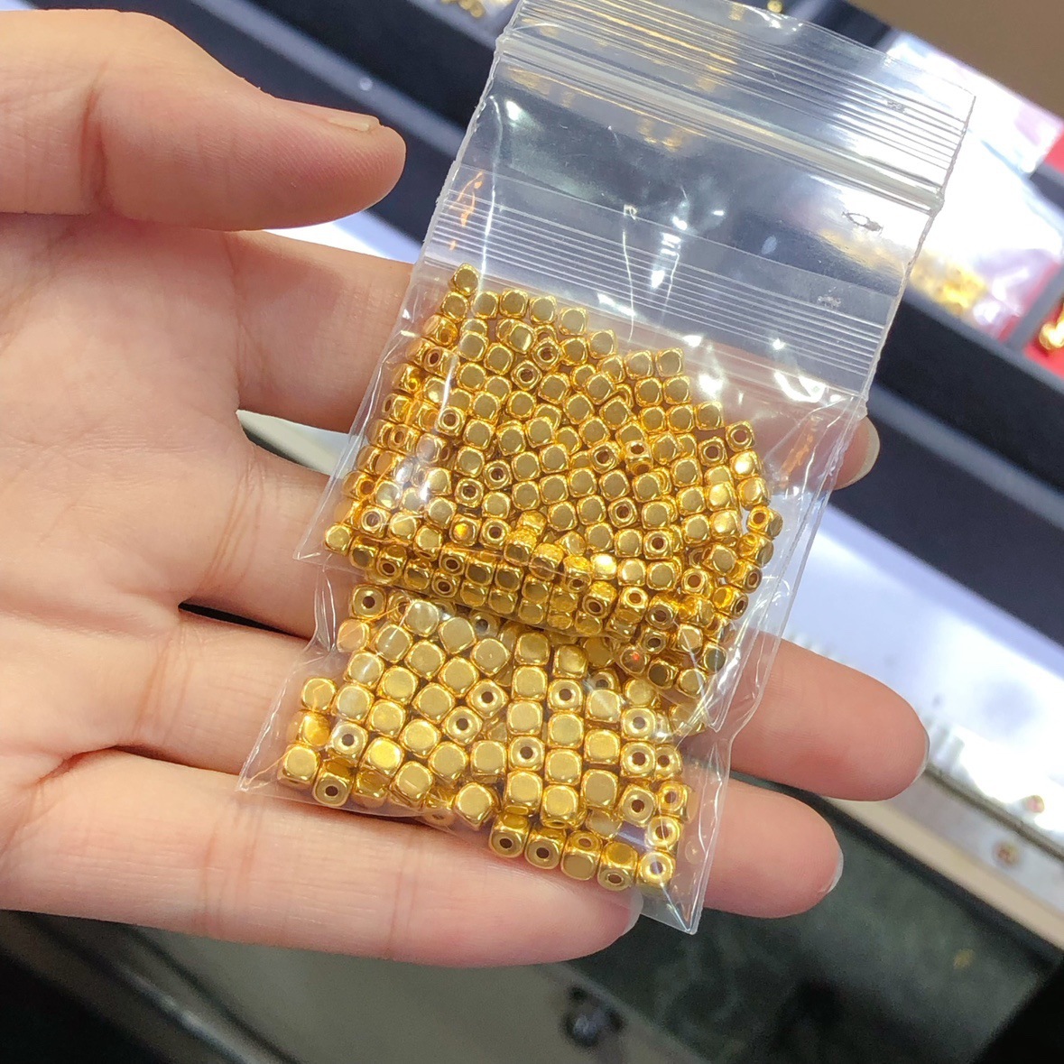 чистое золото 0.1г 999 сахарный кубик переносные бусины отдельные бусины квадратные свободные бусины золотые бобы для DIY браслет