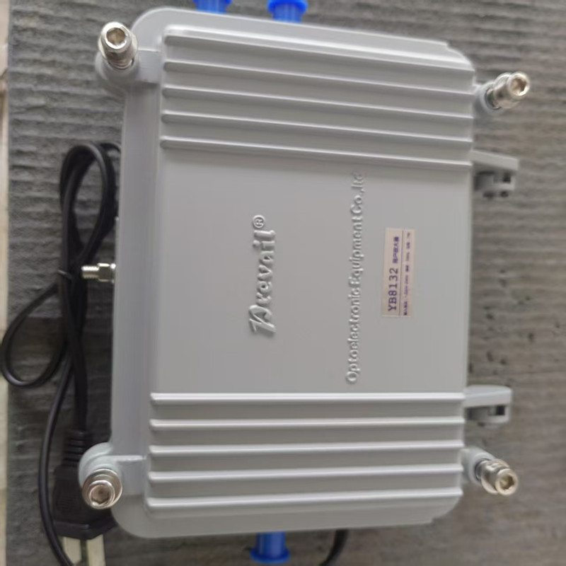 Bandung Cable Tv Signal Amplifier Digital Tv Signal Enhancement Amplifier Radio and Television Hd Yb8132