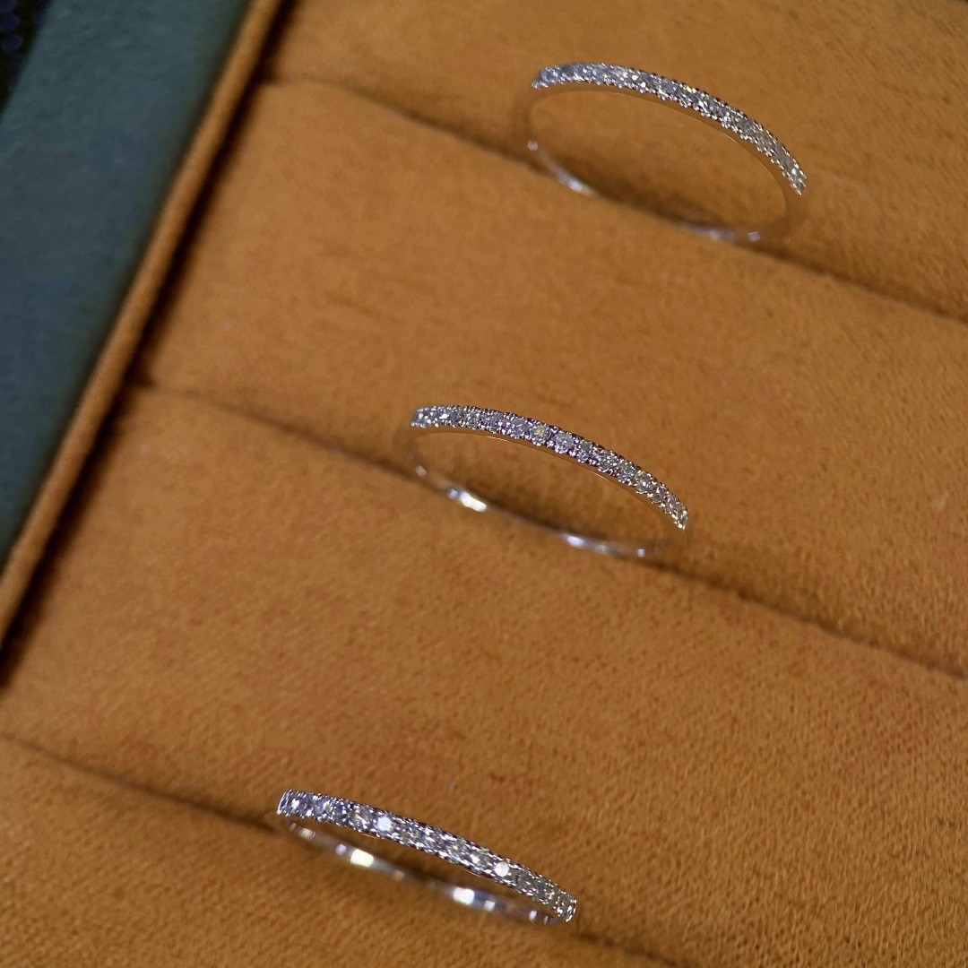 Platinum Pt900 Diamond Finished Product, Classic Versatile Diamond D0.15Ct, Exquisite and Delicate, Showing Elegant, Suitable for Work Clothing