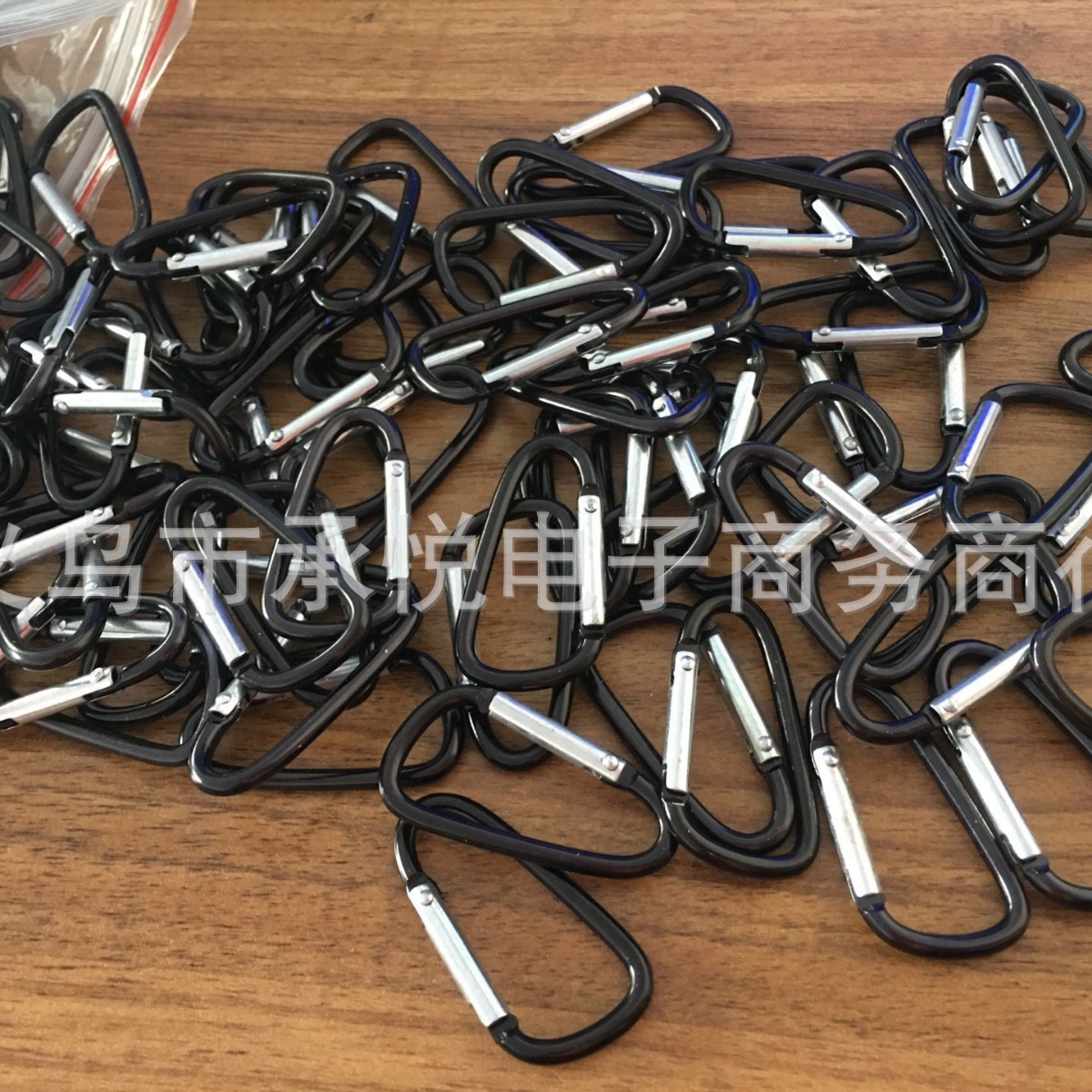 No.5 Mountaineering Buckle Aluminum Alloy D-shaped Hanging Buckle Outdoor Rock Climbing Safety Safety Buckle Spring Hook Luggage Backpack Hook