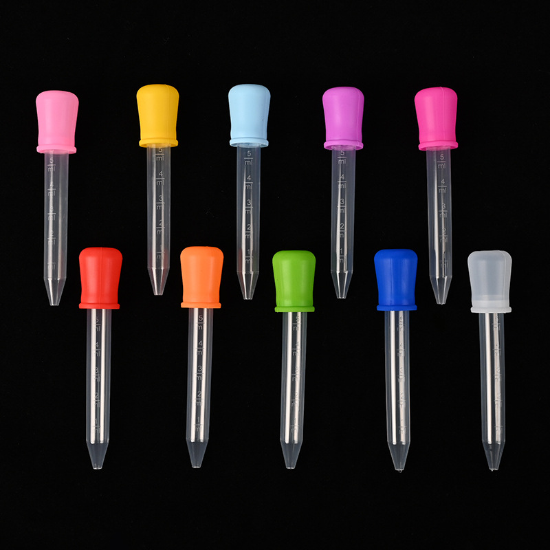 Manufacturer's Ready Stock 10 Colors 5ml Water Feeding Medicine Feeder Silicone Dropper Baby Infant Anti-Choking Medicine Feeding Scale Dropper