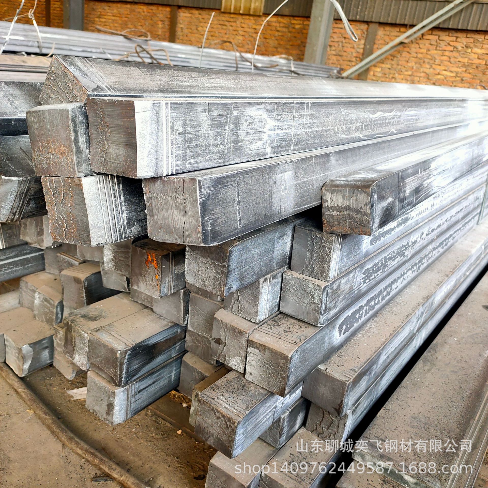 Spot Shandong Hot-Rolled Square Steel No. 45 Hot-Rolled Solid Square Steel Alloy Square Steel Bar Processing and Cutting Retail