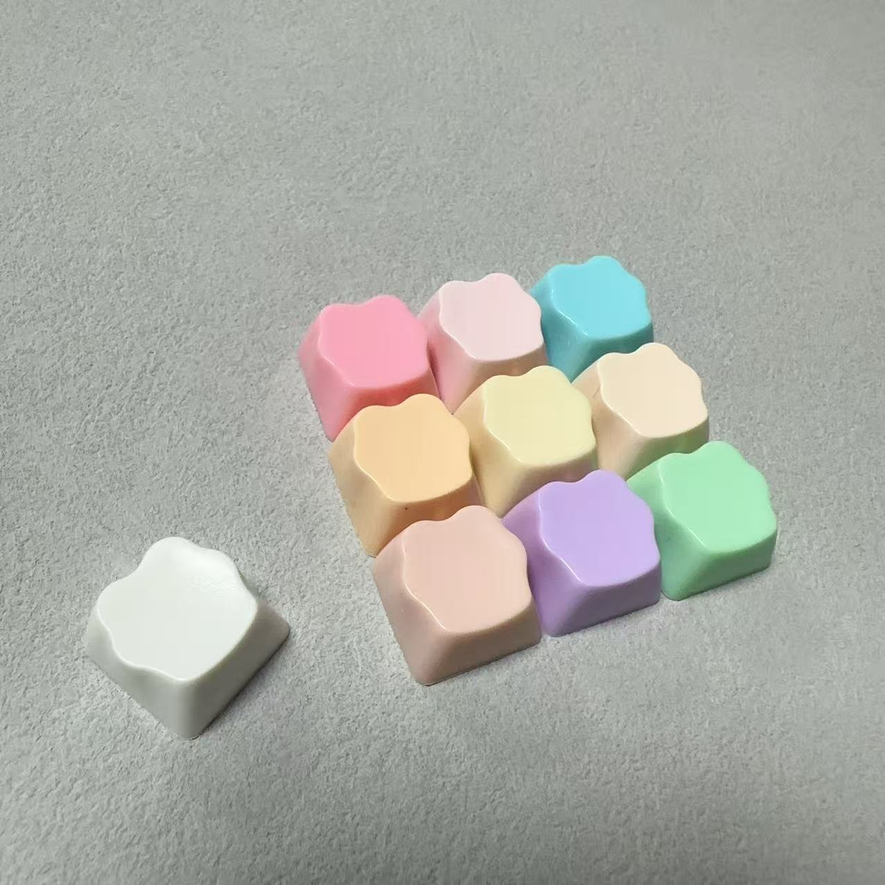 Xda Multi-Color Keycap Abs Cap Pc High-Transparency Cap Round Cap m Bean Cat Head Cap Bear Cap Heart Cap Cat Claw Silicone Cap