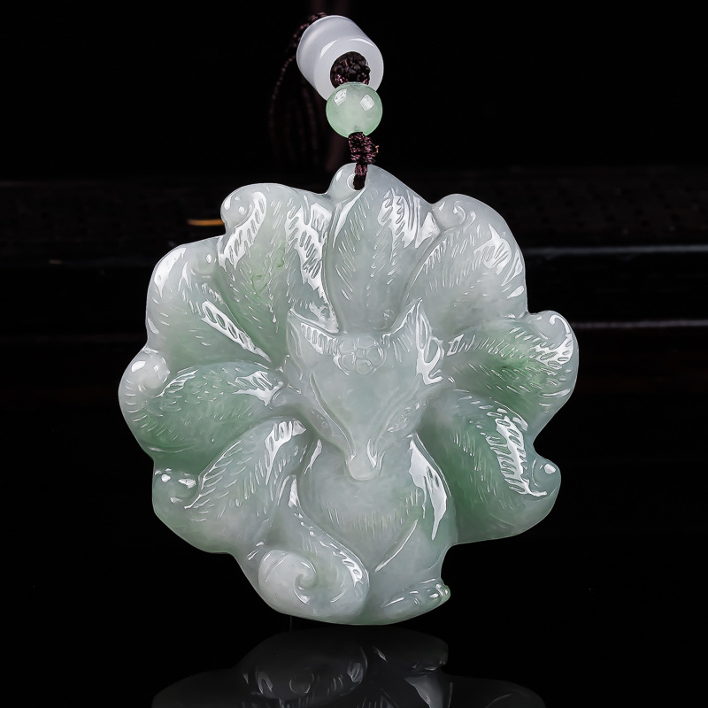 Jade A goods light color nine tail pendant jade pendant jade pendant fortune peach blossom marriage fox domineering Seiko