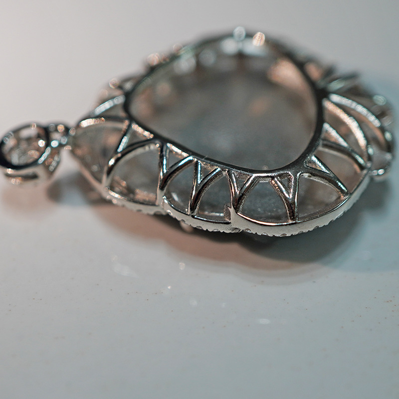 Platinum Pt950 Cultivated Diamond Jade Smiling Buddha Inlaid Full Diamond Pendant