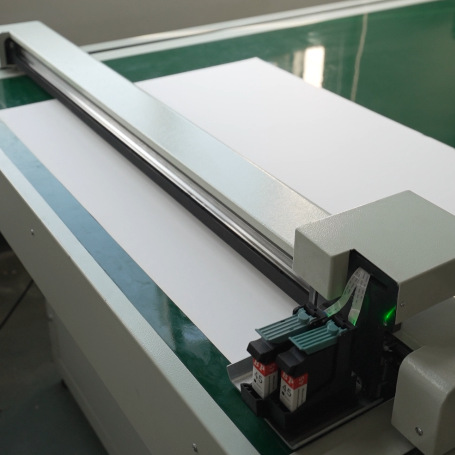 Precision Cutting Inkjet Cutting Machine Cutting and Drawing All-In-One Pen Inkjet Drawing and Cutting Multi-Language Intelligent Cutting