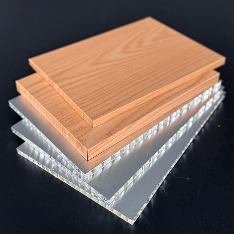 Wood Grain Honeycomb Panels Simulate Natural Textures, Have High Aesthetic Value, Are Available in Various Options, Are Environmentally Friendly, and Have No Odor. Aluminum Honeycomb