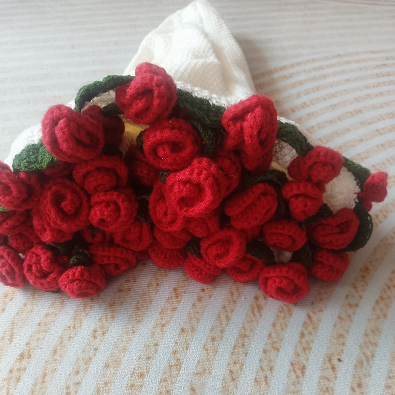 Finished Handmade Woolen Bouquet Blanket, Crocheted Lily of the Valley Rose Blanket, Creative Bouquet, Essential Gift for Goddess
