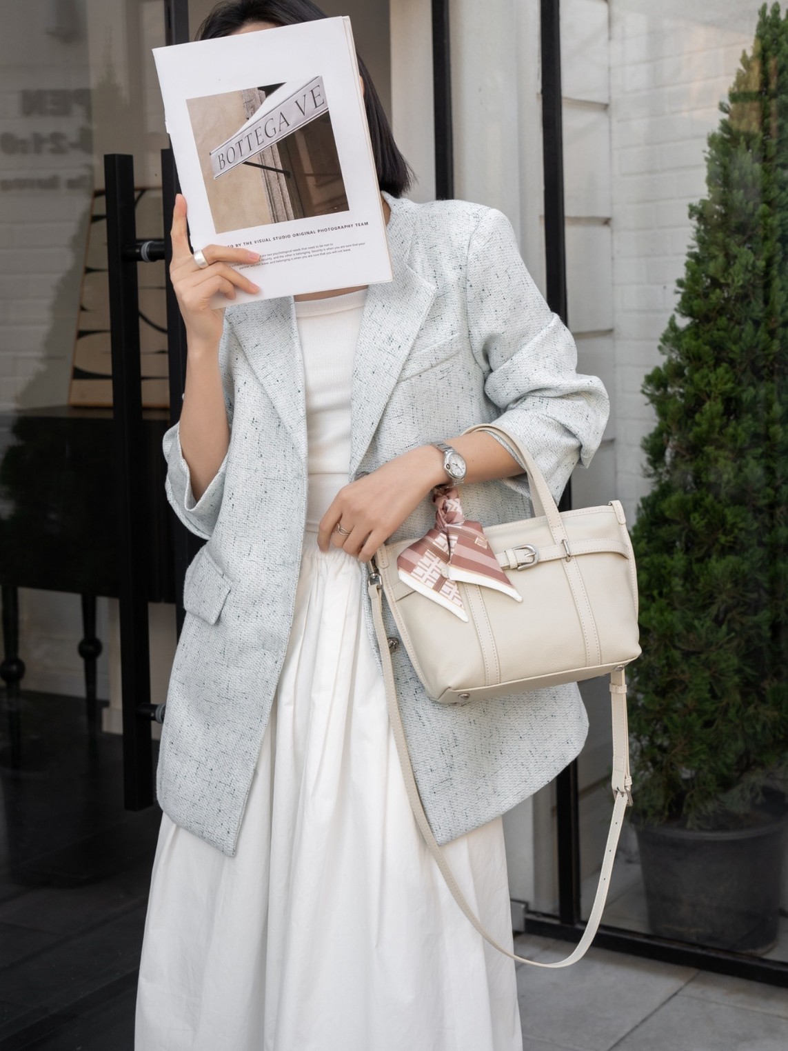 Korean Style First-Layer Cowhide Women's 2025 Spring New Style Niche Tote Bag Fashionable Versatile Shoulder Crossbody Bag