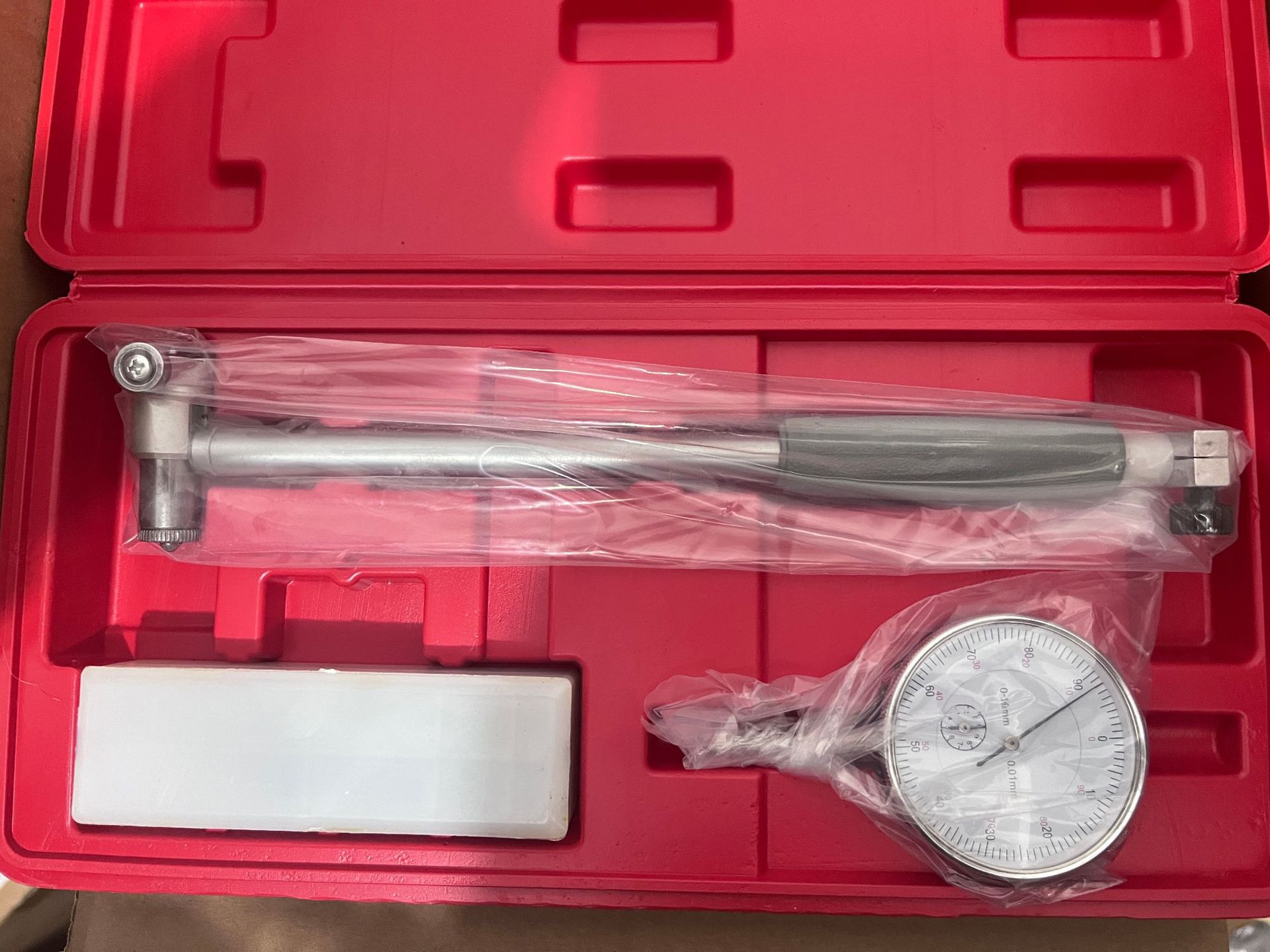 Manufacturer's high-precision sub-gauge inner diameter gauge indicator 0.01mm inner diameter dial gauge 18-35-50-