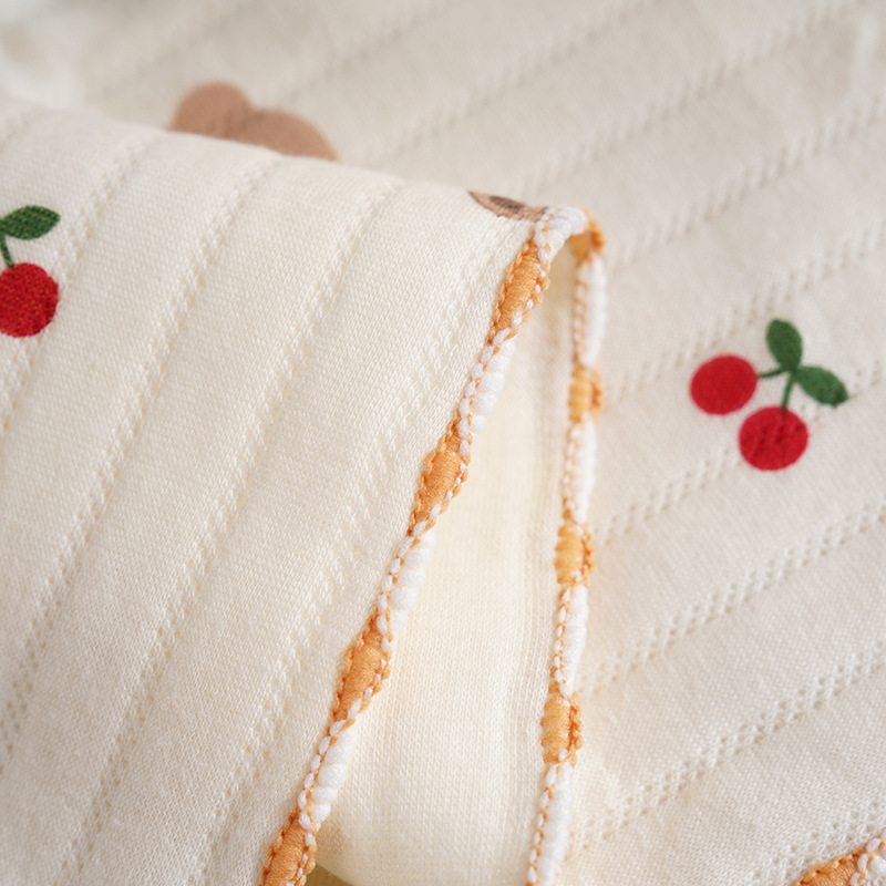 Quilted Bag Single Knitted Baby Bag Spring and Autumn Breathable Production Room Holding Quilt Newborn Baby Wrap Towel