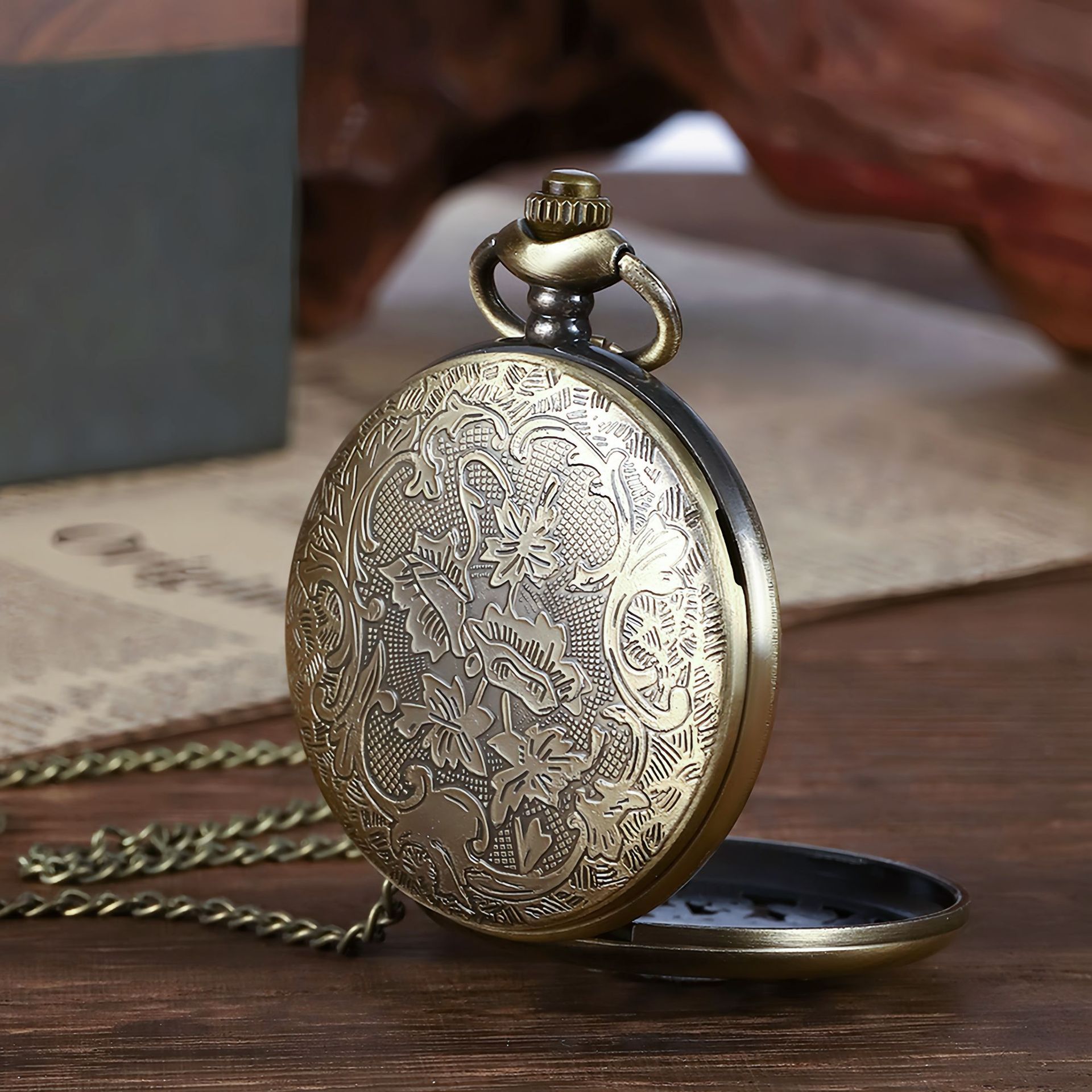 Factory direct in stock vintage pocket watch Roman pocket watch manufacturers large pocket watch chairman pocket watch wholesale quartz watch